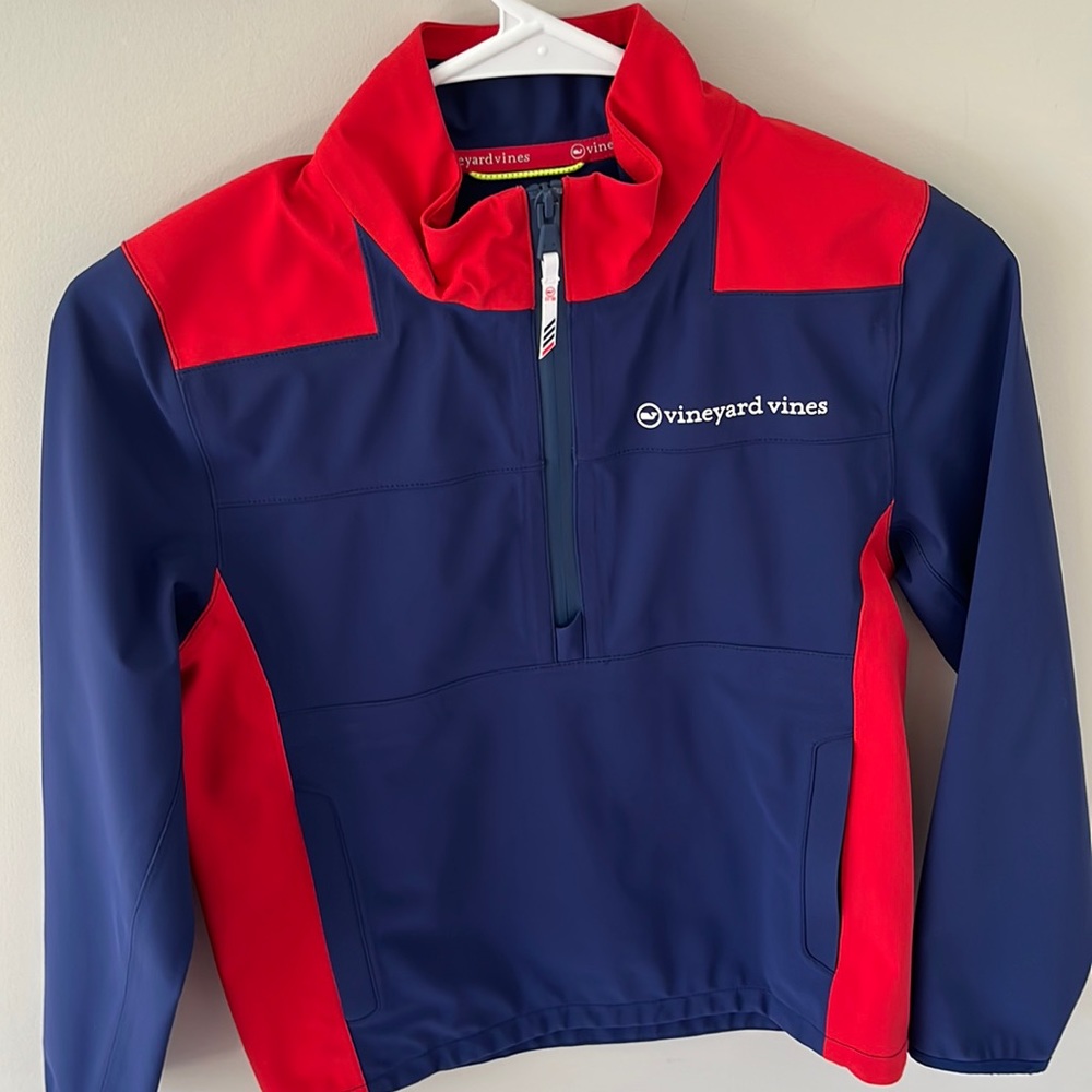 Vineyard Vines, pull over jacket.